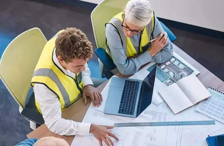 Accompagnement spécialisé pour vos projets de construction.